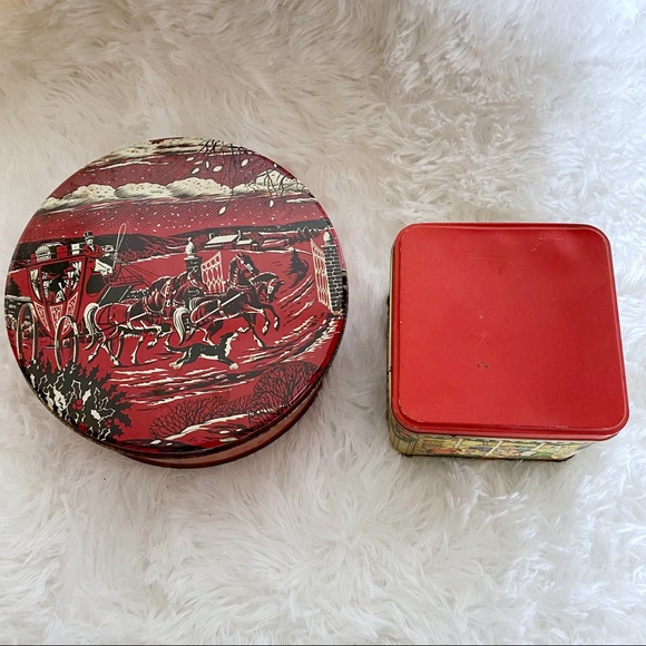 Set Of 2 Vintage Holiday Christmas Collectible Tins - Picture 7 of 11